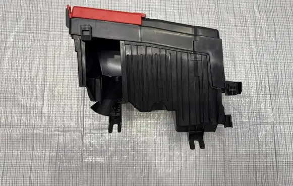 Renault Kangoo II Fuse box cover 284B8