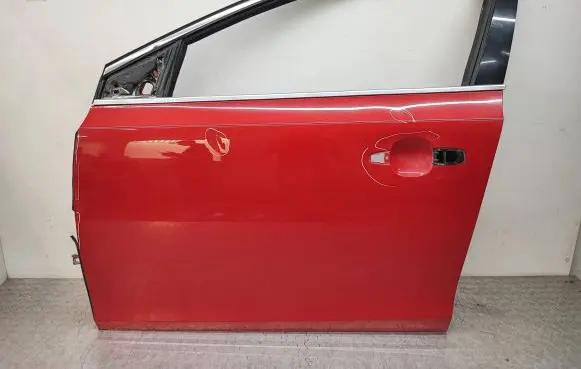 Volvo V40 Front door