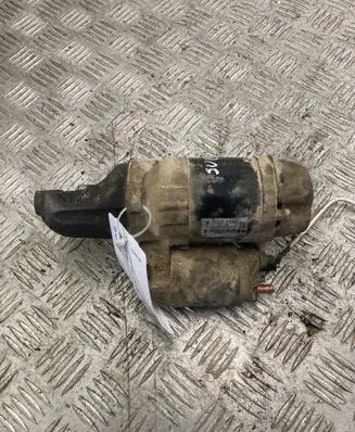 Subaru Impreza II Starter motor 23300AA450