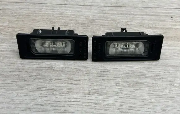 Porsche Cayenne (92A) Number plate light 4G0943021