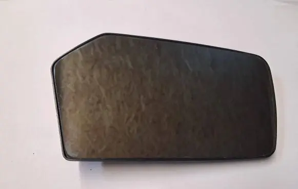 Mercedes-Benz W123 Wing mirror glass 1168101621