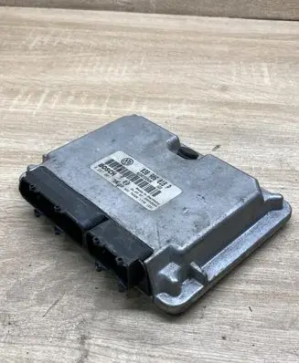 Volkswagen PASSAT B5 Engine control unit/module ECU 038906018P 0281001720