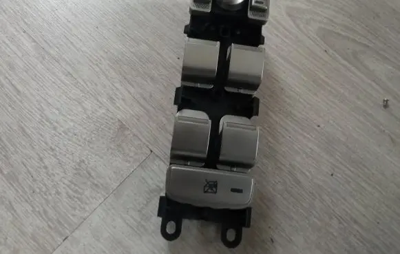 Jaguar XF Electric window control switch 8x2314540AE