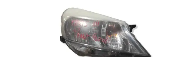 Toyota Yaris Headlight/headlamp 1787320C885