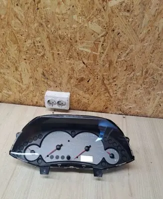 Ford Focus Speedometer (instrument cluster) 98AP10841BC 44ZU115