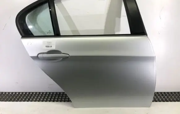 BMW 3 E90 E91 Rear door