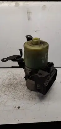 Volkswagen Polo IV 9N3 Power steering pump 6q0423156ab