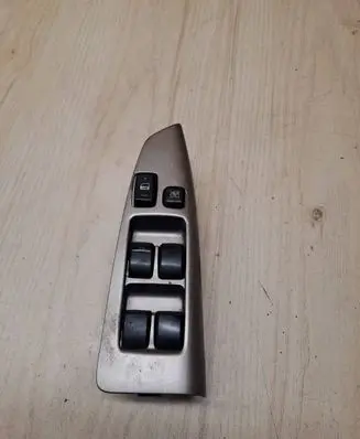 Toyota Corolla Verso E121 Electric window control switch 8404013081 514953