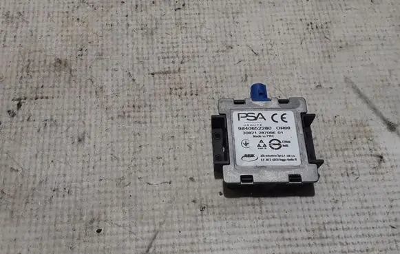 Peugeot 208 Aerial GPS antenna 9840652280