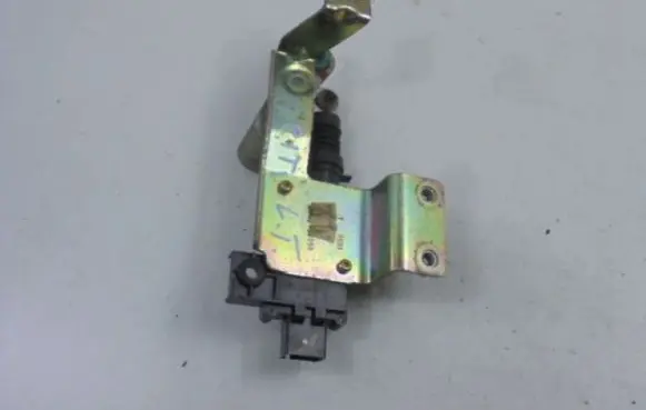 Chevrolet PT Cruiser Central locking motor 04894069AB