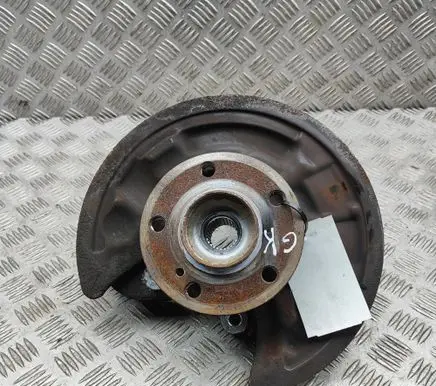 Mercedes-Benz GLA W156 X156 Rear wheel hub A2463503241