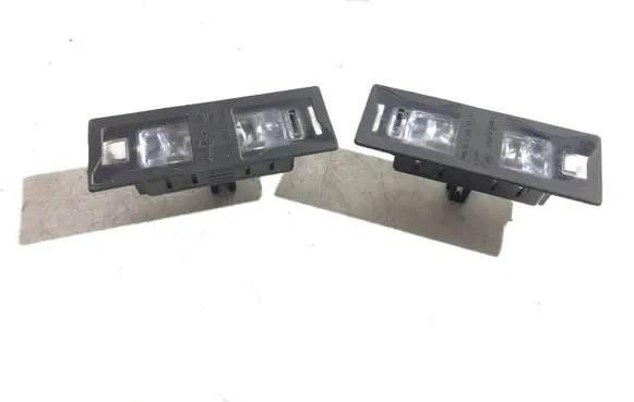 Audi Q5 SQ5 FY Number plate light 8W6943021A
