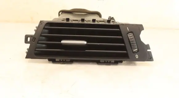 BMW 3 E90 E91 Dashboard side air vent grill/cover trim 