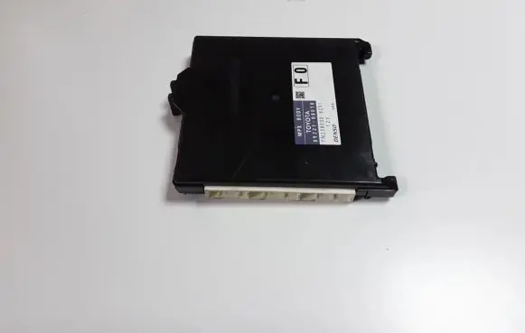 Toyota Sienna XL30 III Other control units/modules 8922108070