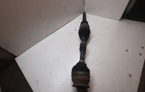 Front driveshaft