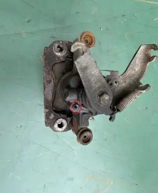 Iveco Daily 4th gen Rear brake caliper 504120970 42554759