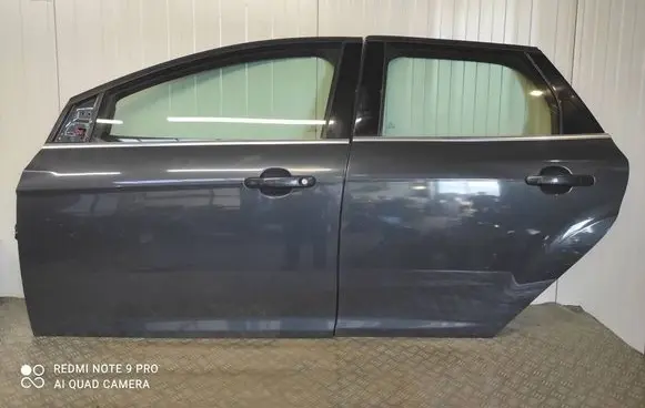 Ford Focus Front door FORDFOCUSMK3 TWOJEAUTOWYSZKOW