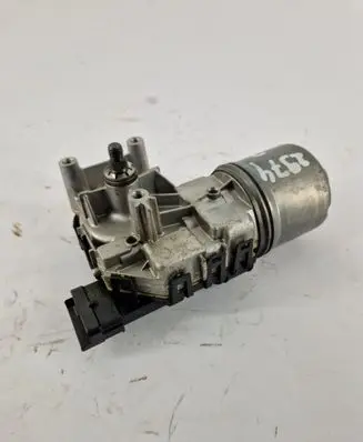 Peugeot 2008 I Wiper motor 0390241540