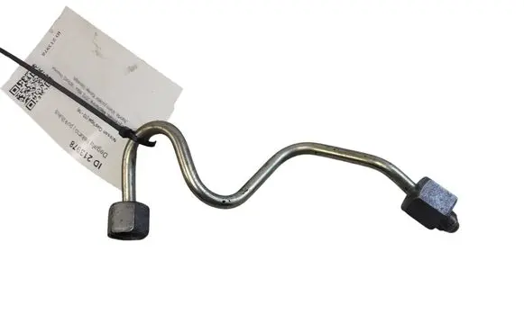 Nissan Qashqai Fuel injector supply line/pipe 