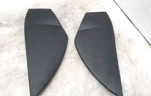 Dashboard side end trim