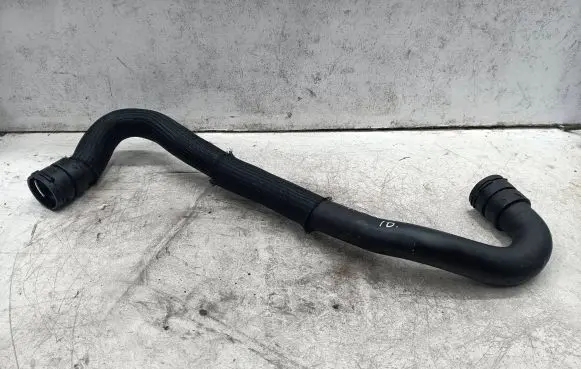 Volvo XC60 Engine coolant pipe/hose 8G918260CA