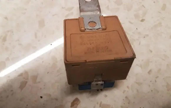 Mitsubishi Pajero Sport I Oil pressure relay MD369959 0680005270