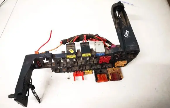 Volkswagen PASSAT B5 Sensor 8d1937545
