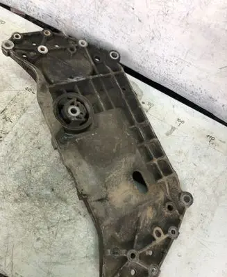 Volkswagen Touran II Front subframe 1k0199369f