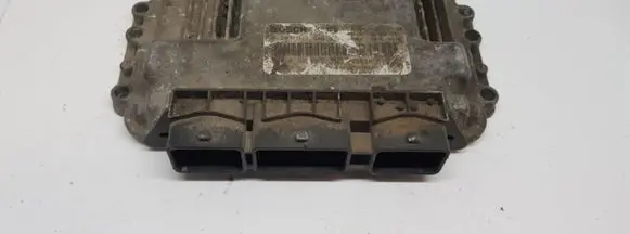 Nissan Primera Engine control unit/module 0281011646 8200305678