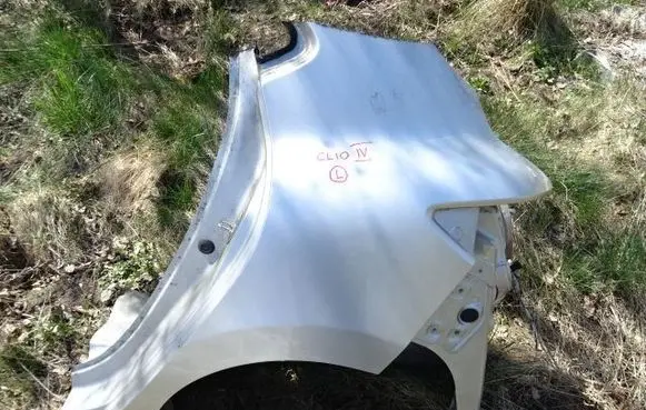Renault Clio IV Rear quarter panel 