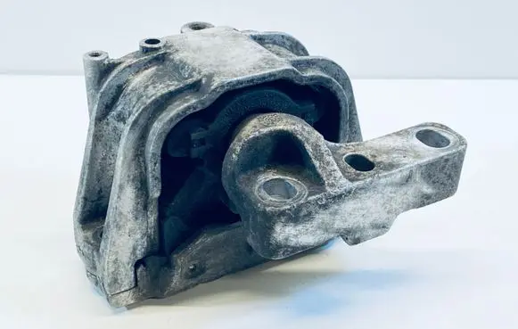 Volkswagen Golf Plus Engine mount bracket 1K0199262AS