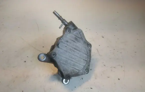 Toyota Avensis T250 Vacuum pump 19110759 9749