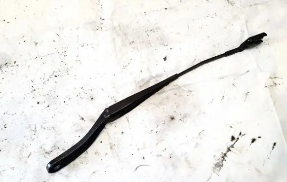 Front wiper blade arm