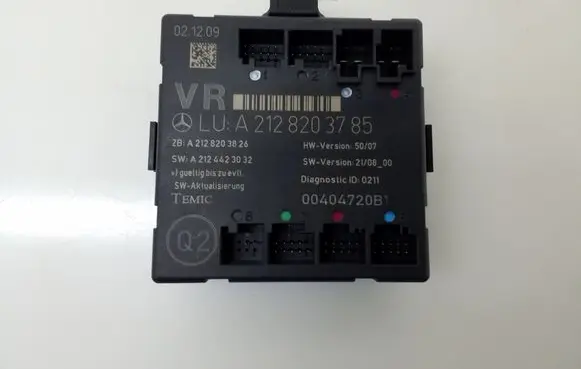 Mercedes-Benz C W204 Door control unit/module A2128203785
