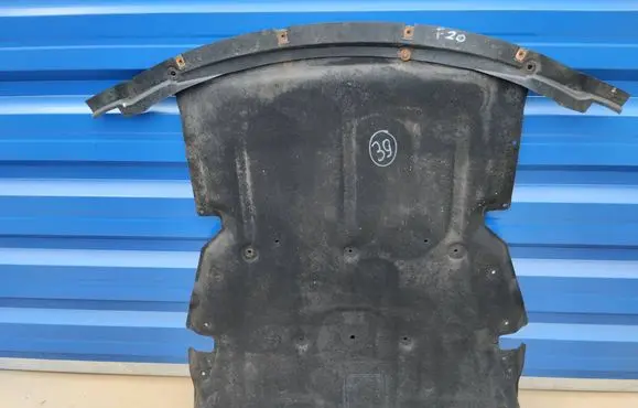 BMW 1 F20 F21 Engine splash shield/under tray 8050730
