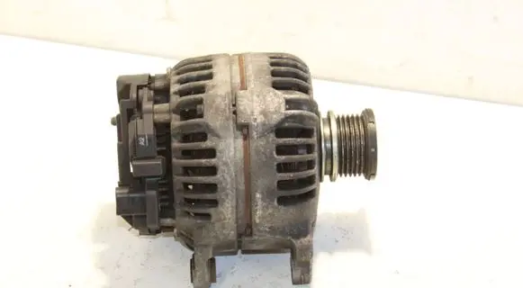 Audi A4 S4 B8 8K Generator/alternator 03G903016E