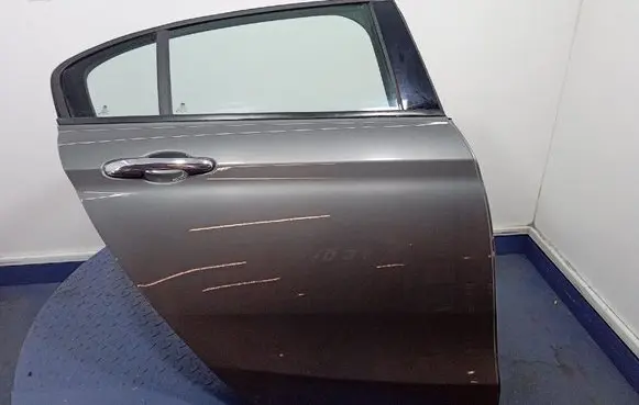 Fiat Tipo Rear door 