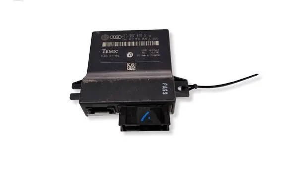 Audi Q7 4L Gateway control module 4F0907468D
