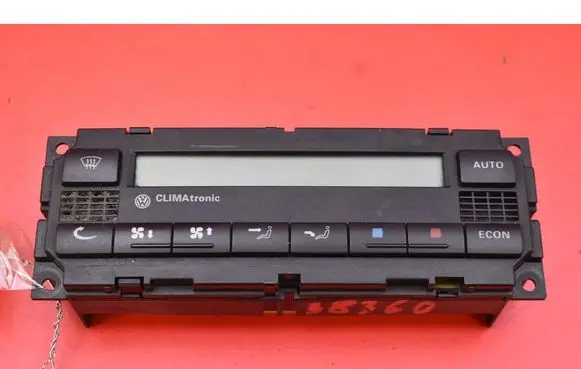 Volkswagen PASSAT B5 Climate control unit