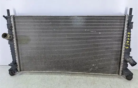 Ford Focus C-MAX Coolant radiator 3M5H-8005-RK