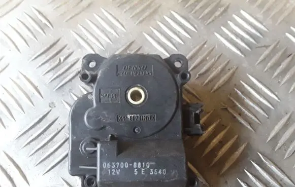 Lexus RX 330 - 350 - 400H Air flap motor/actuator 0637008810