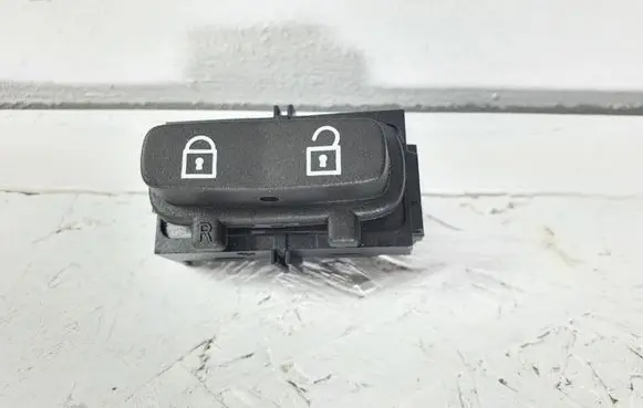 Volvo XC60 Central locking switch button 30710476 03451610