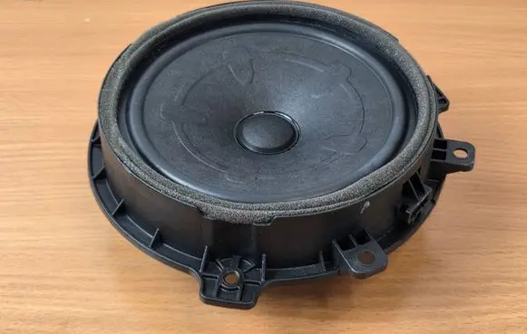 Hyundai i20 (BC3 BI3) Front door speaker 96330Q0000