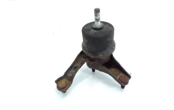 Toyota Camry Engine mount bracket