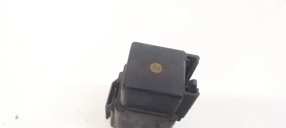 Chrysler Grand Voyager IV Other relay 04707900AA