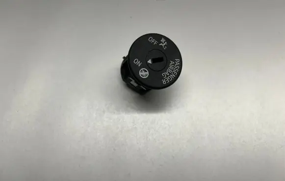 BMW 2 F45 Passenger airbag on/off switch 9483731 948373102