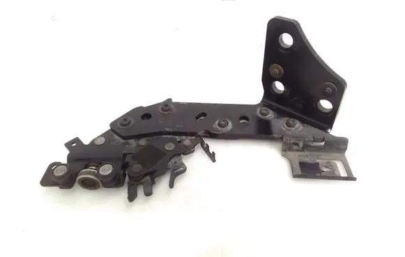 Ford Grand C-MAX Sliding door lower roller guide/hinge AM51U25000AH