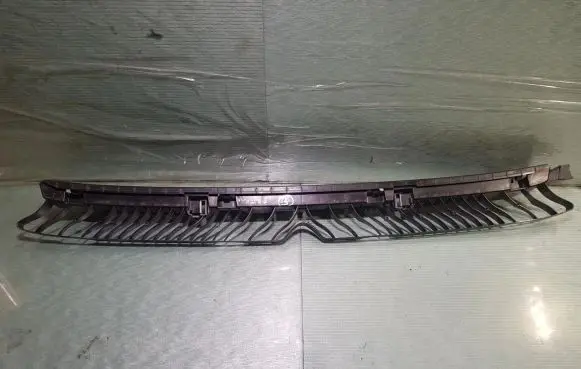 Volkswagen Arteon Rear bumper mounting bracket 3G8807863