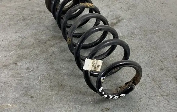 Volkswagen Golf VII Rear coil spring 5Q0511115