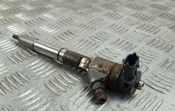 KIA Sorento Fuel injector 0445110584